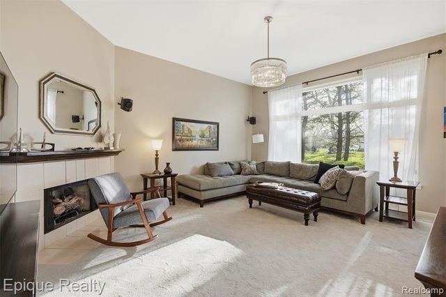 2442 Moors Court, Ann Arbor, MI 48108