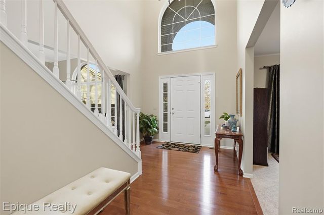 2442 Moors Court, Ann Arbor, MI 48108