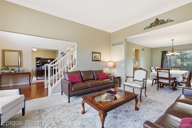 2442 Moors Court, Ann Arbor, MI 48108