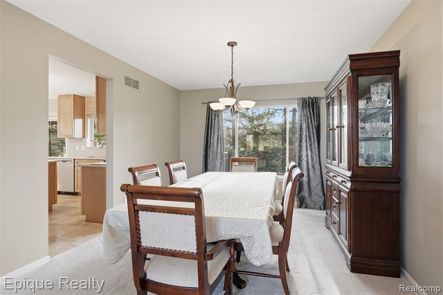 2442 Moors Court, Ann Arbor, MI 48108