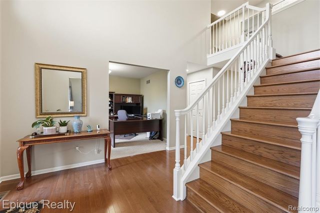 2442 Moors Court, Ann Arbor, MI 48108