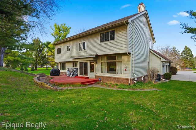2442 Moors Court, Ann Arbor, MI 48108