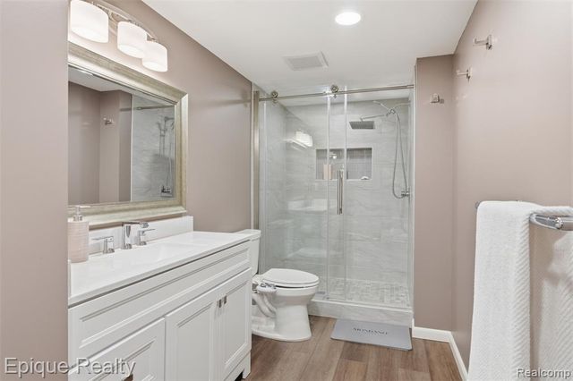 2442 Moors Court, Ann Arbor, MI 48108
