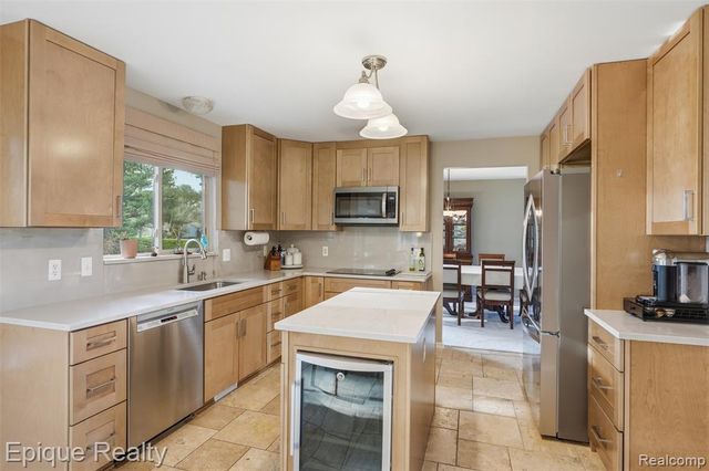 2442 Moors Court, Ann Arbor, MI 48108
