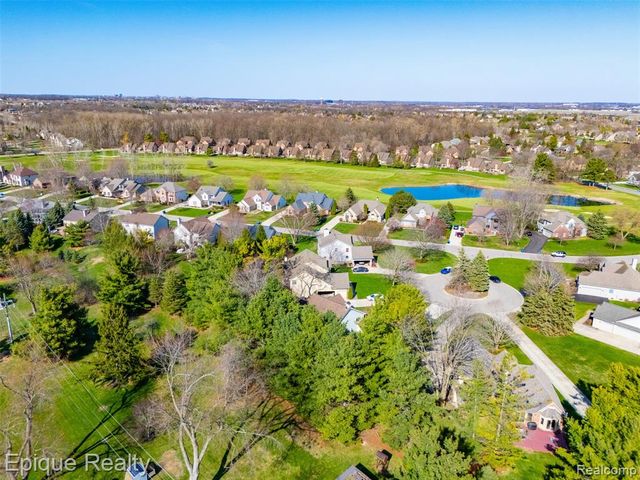 2442 Moors Court, Ann Arbor, MI 48108
