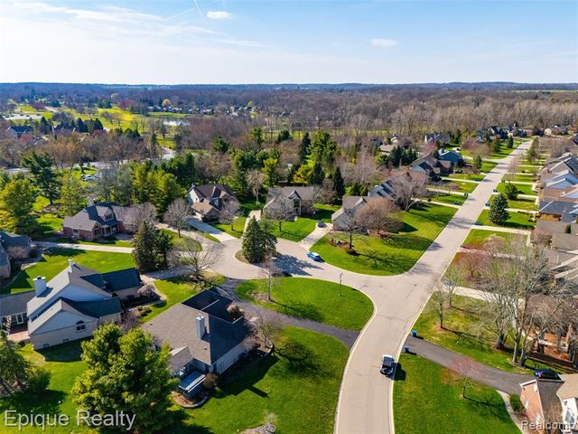 2442 Moors Court, Ann Arbor, MI 48108