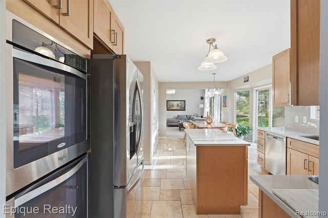 2442 Moors Court, Ann Arbor, MI 48108