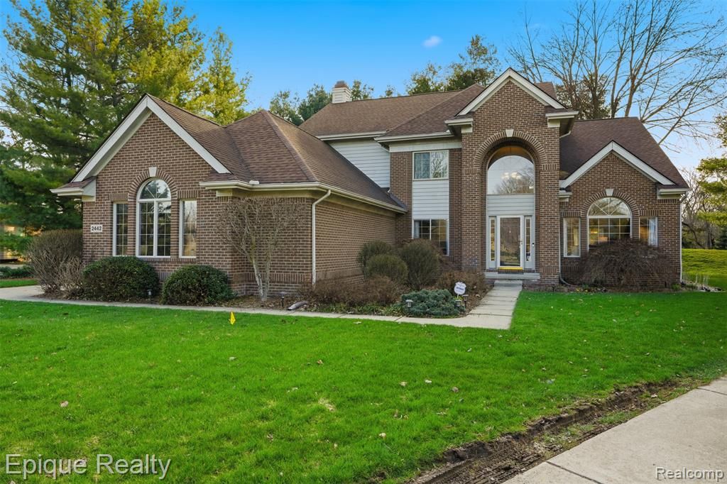 2442 Moors Court, Ann Arbor, MI 48108