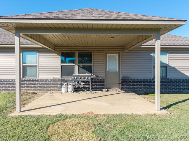 503 Black Creek Lane, Hackett, AR 72937