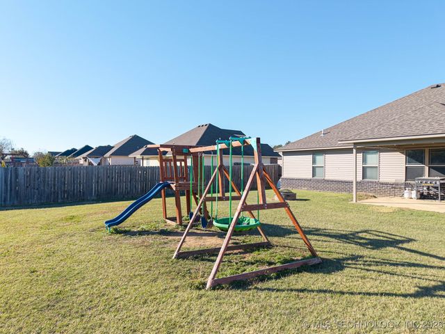 503 Black Creek Lane, Hackett, AR 72937