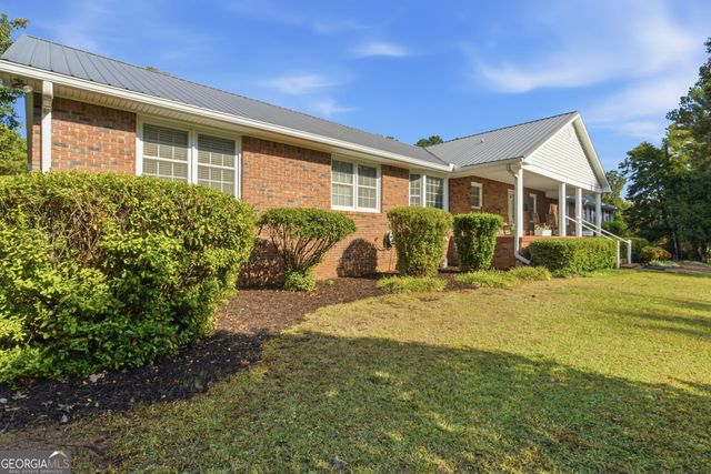 91 Almond Road, Lagrange, GA 30241