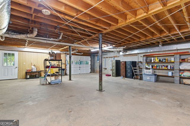 91 Almond Road, Lagrange, GA 30241