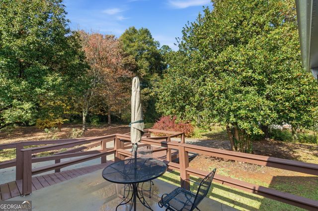 91 Almond Road, Lagrange, GA 30241