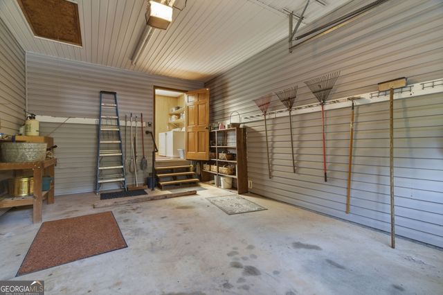 91 Almond Road, Lagrange, GA 30241