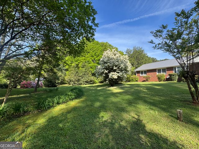 91 Almond Road, Lagrange, GA 30241