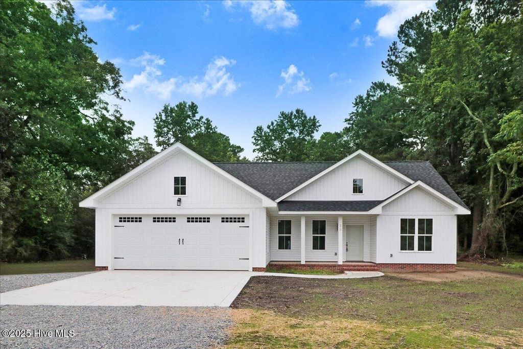 272 Millers Chapel Road, Goldsboro, NC 27534