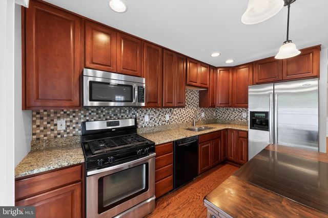 2505 LEXINGTON MEWS, Swedesboro, NJ 08085