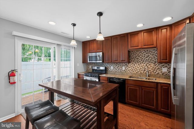 2505 LEXINGTON MEWS, Swedesboro, NJ 08085