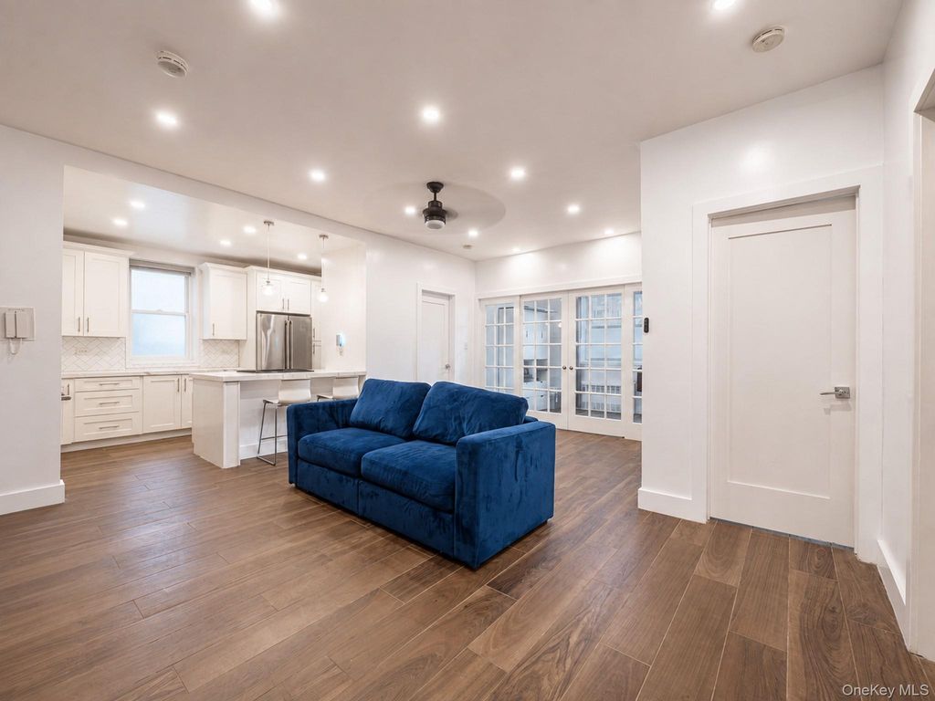 63-11 Queens Boulevard A-3, Woodside, NY 11377 — photo 2