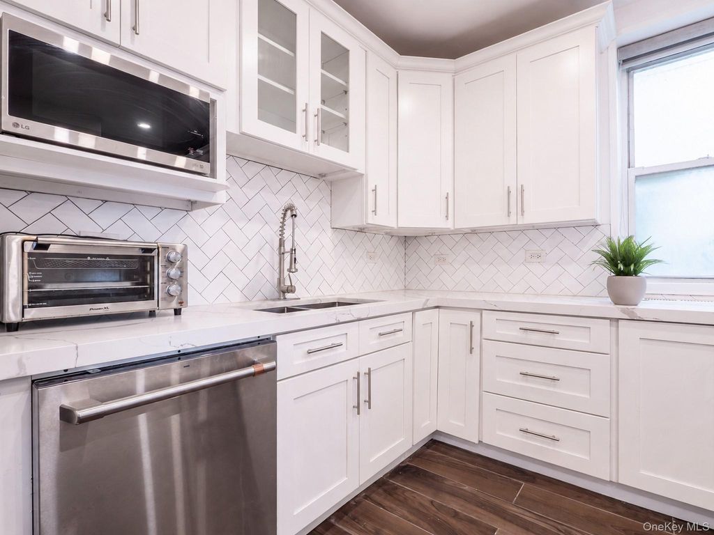 63-11 Queens Boulevard A-3, Woodside, NY 11377 — photo 5
