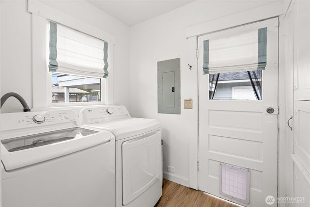 809 Sumner Avenue, Sumner, WA 98390