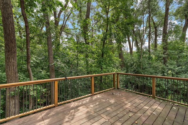2101 Sheridan Hills Road, Minnetonka, MN 55391