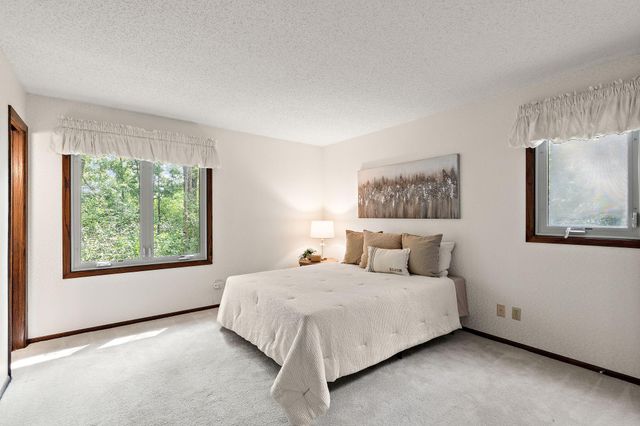 2101 Sheridan Hills Road, Minnetonka, MN 55391