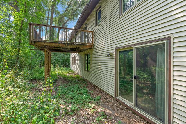 2101 Sheridan Hills Road, Minnetonka, MN 55391