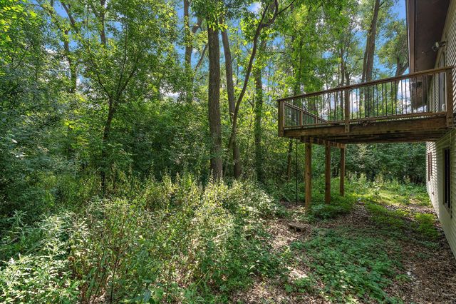 2101 Sheridan Hills Road, Minnetonka, MN 55391