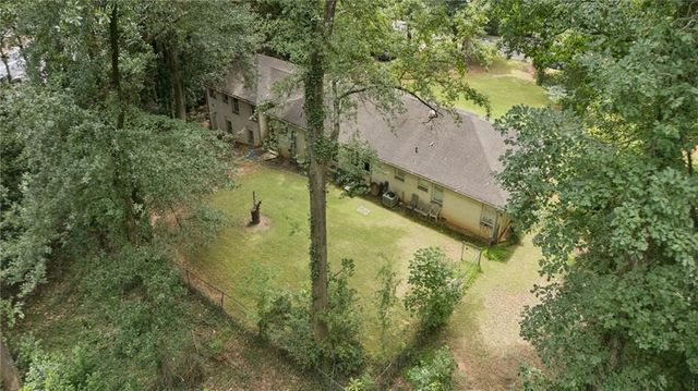 1191 W Wesley Road NW, Atlanta, GA 30327