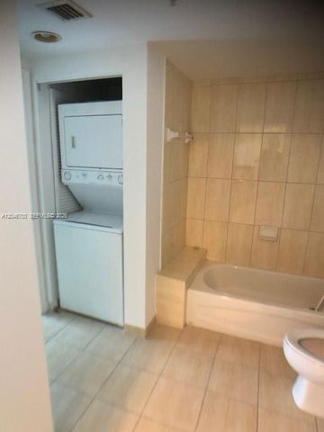 1750 N Bayshore Drive 5105, Miami, FL 33132