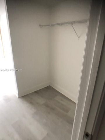 1750 N Bayshore Drive 5105, Miami, FL 33132