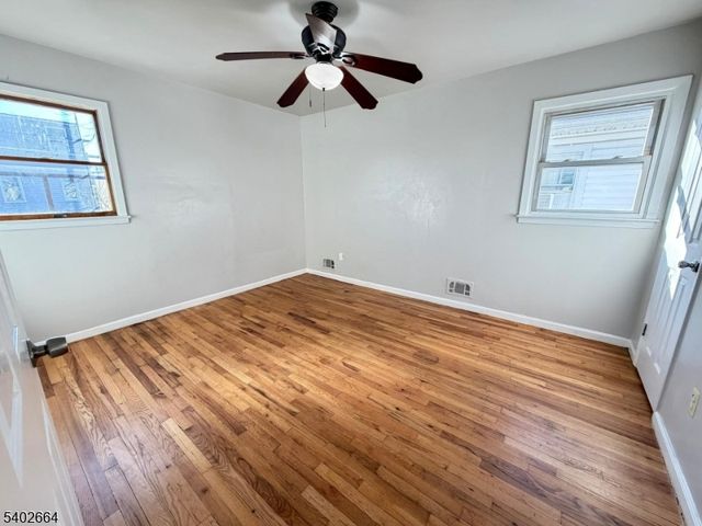 188 Fabyan Pl, Newark City, NJ 07112