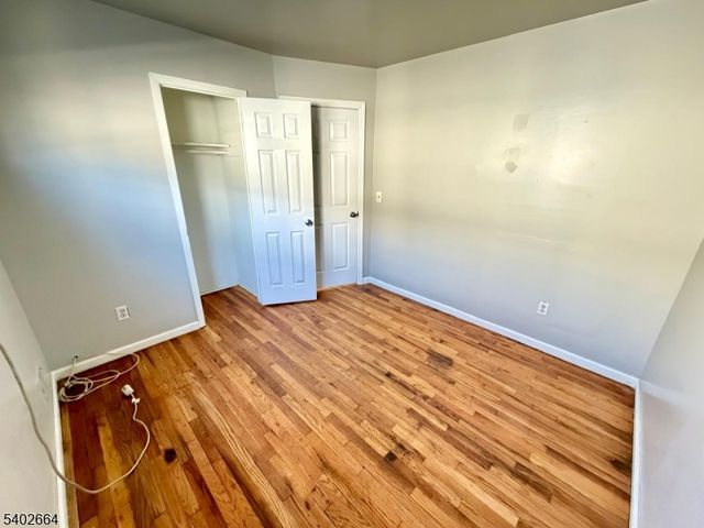 188 Fabyan Pl, Newark City, NJ 07112