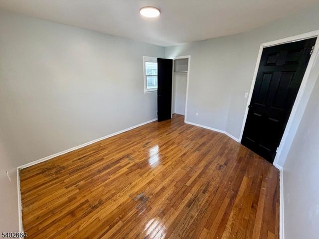 188 Fabyan Pl, Newark City, NJ 07112