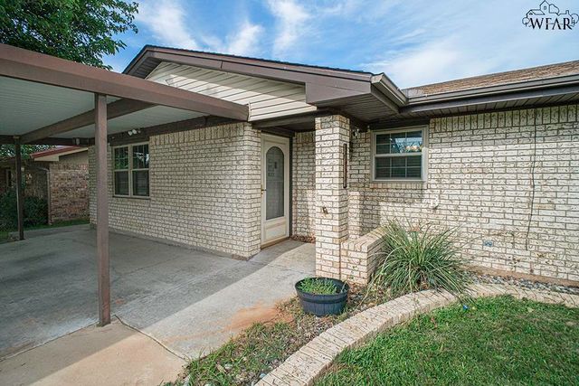 2905 S BANDERA DRIVE, Wichita Falls, TX 76302