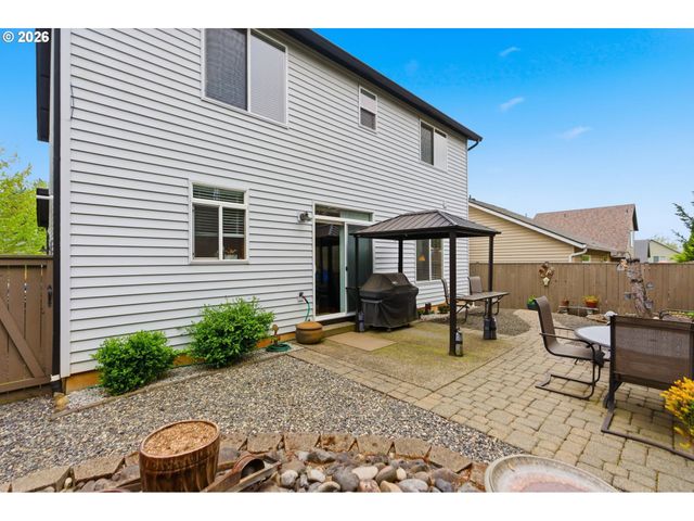 38791 SAWYER St, Sandy, OR 97055