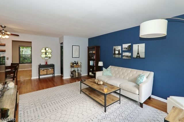 37 SANDRA CIRCLE, Westfield Town, NJ 07090