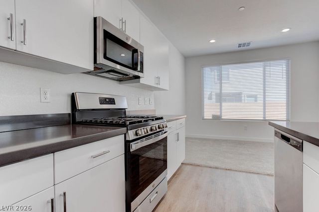 70 Harrison Rose Court, Las Vegas, NV 89110