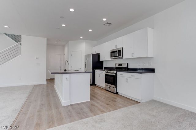 70 Harrison Rose Court, Las Vegas, NV 89110