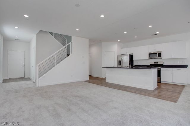 70 Harrison Rose Court, Las Vegas, NV 89110