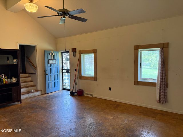 605 Custer Drive, Toledo, OH 43612