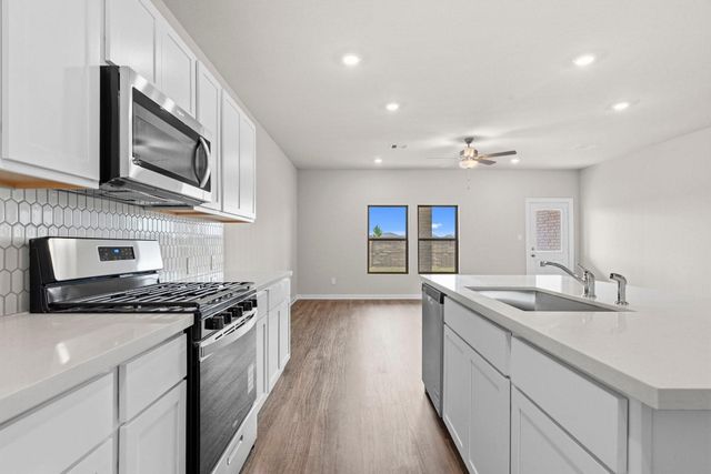 19051 Cetara Villa Drive, Hockley, TX 77447