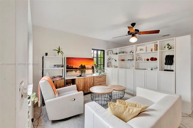 1224 NE 182nd St 1224, North Miami Beach, FL 33162