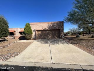 1820 W Camino Urbano, Green Valley, AZ 85622