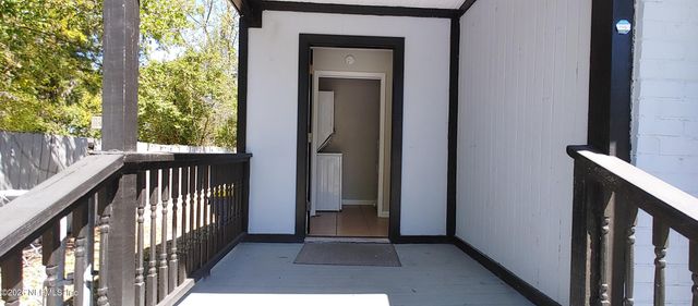 7905 PAUL JONES Drive, Jacksonville, FL 32208