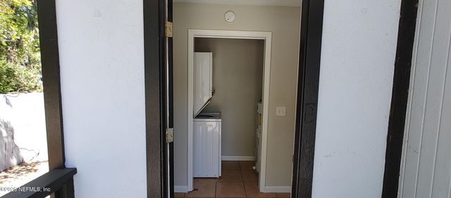 7905 PAUL JONES Drive, Jacksonville, FL 32208