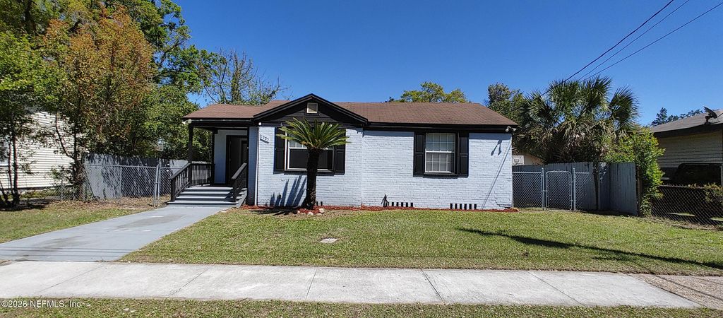 7905 PAUL JONES Drive, Jacksonville, FL 32208
