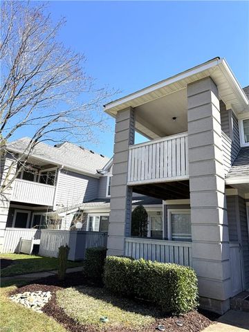 516 Rue Marseille, Chesapeake, VA 23320