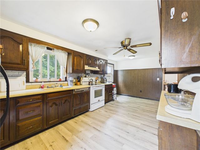 119 Gilbert Street, Warwick, RI 02886